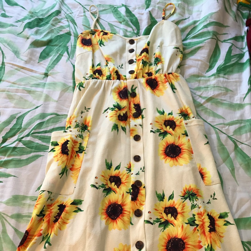 Sunflower spaghetti strap midi dress